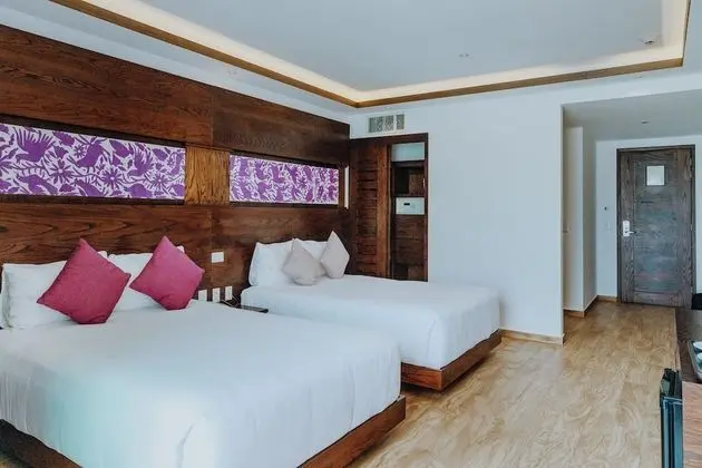 Superior Double Room with Balcony