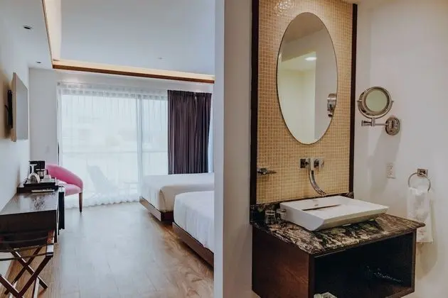 Superior Double Room with Balcony