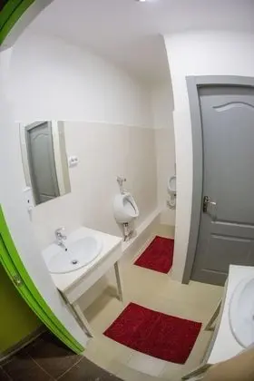 Basic Ortak Ranzalı Oda, Sadece erkekler için (4 beds)
