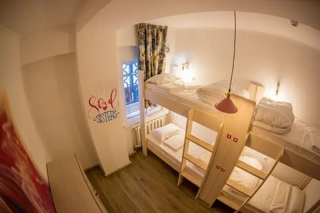 Basic Ortak Ranzalı Oda, Sadece kadınlar için (4 beds)