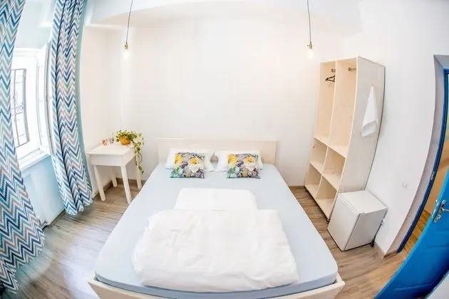 Basic Tek Büyük Yataklı Oda, 1 Büyük (Queen) Boy Yatak, Ortak Banyo