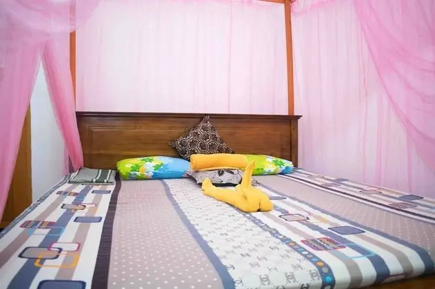 Deluxe Tek Büyük Yataklı Oda, 3 Yatak Odası, Sigara İçilmez, Bahçeli