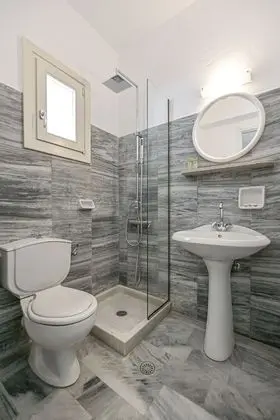 SUPERIOR DOUBLE STUDIO