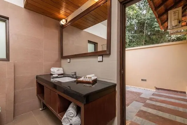 Premium Kır Evi, 1 En Büyük (King) Boy Yatak, Havuz Manzaralı