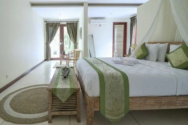 Deluxe Villa, 2 Yatak Odası, Bahçe Manzaralı, Havuz Kenarı