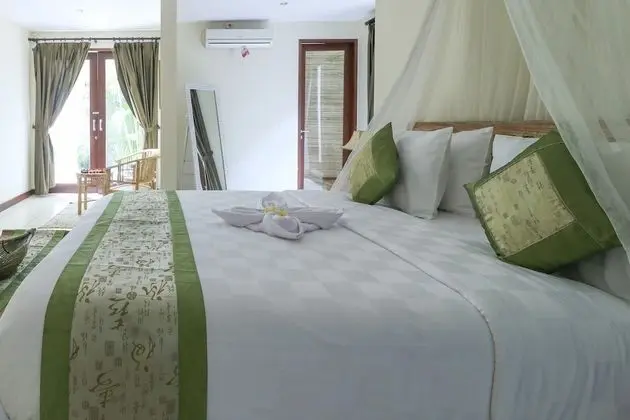 Deluxe Villa, 2 Yatak Odası, Bahçe Manzaralı, Havuz Kenarı