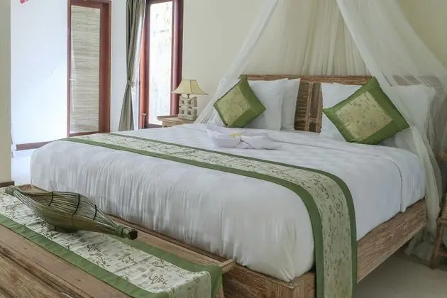 Deluxe Villa, 3 Yatak Odası, Bahçe Manzaralı, Havuz Kenarı