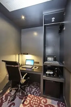 Premium Tek Büyük Yataklı Oda