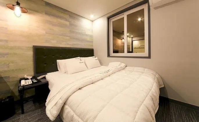 Standard Tek Büyük Yataklı Oda