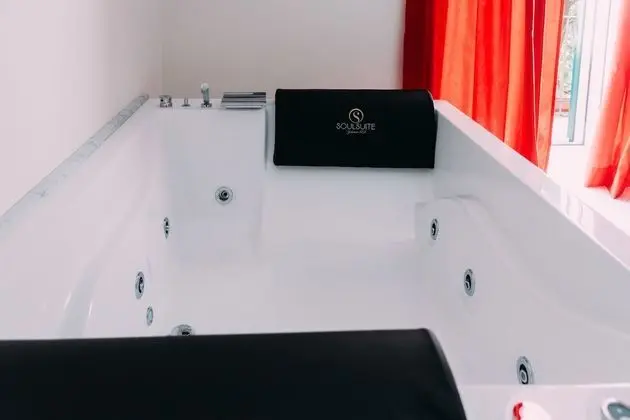 Deluxe Süit, Jakuzi, Şehir Manzaralı