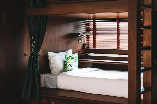 10-Bed Mixed Dormitory