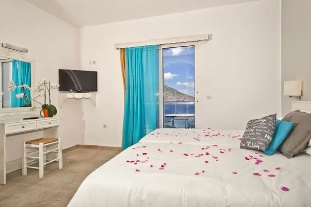 Deluxe Stüdyo Süit, Birden Çok Yatak, Deniz Manzaralı
