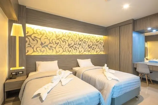 Twin Room with Balcony