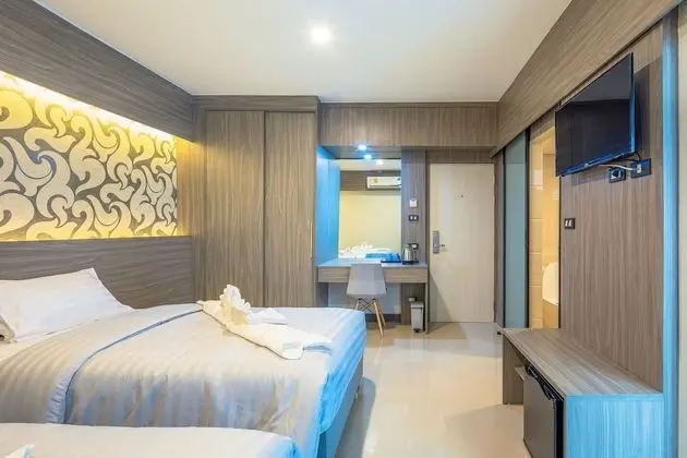 Twin Room with Balcony