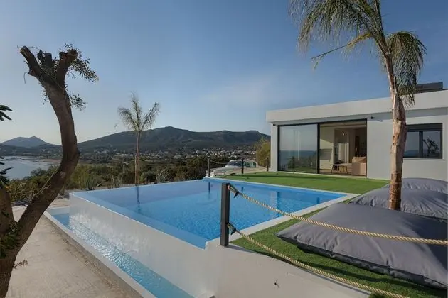 Exclusive Villa, 3 Yatak Odası, Kişiye Özel Havuzlu, Deniz Manzaralı