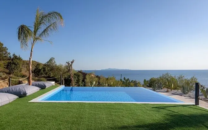 Exclusive Villa, 3 Yatak Odası, Kişiye Özel Havuzlu, Deniz Manzaralı