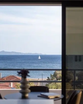Signature Apart Daire, 1 Büyük (Queen) Boy Yatak ve Çekyat, Balkon, Deniz Manzaralı