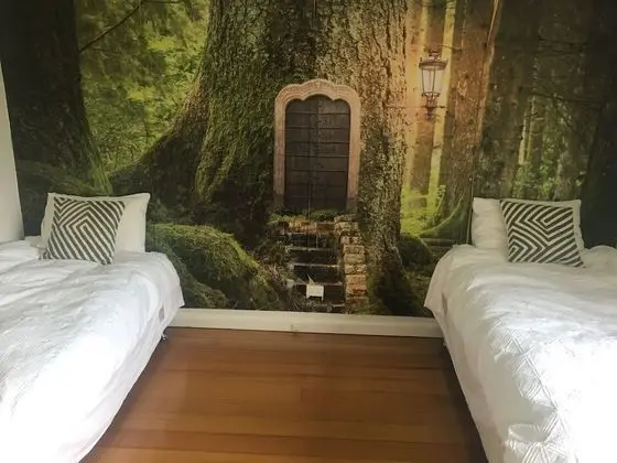 Kır Evi, Birden Çok Yatak, Sigara İçilmez