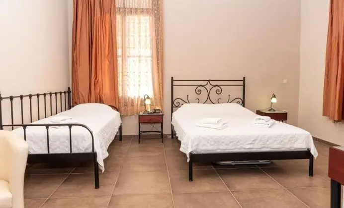 Üç Kişilik Oda, Bahçe Manzaralı