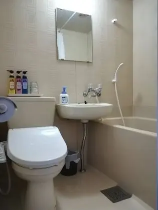 Basic Tek Büyük Yataklı Oda