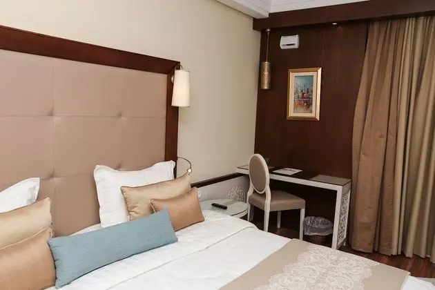 Standard Tek Büyük Yataklı Oda, Şehir Manzaralı