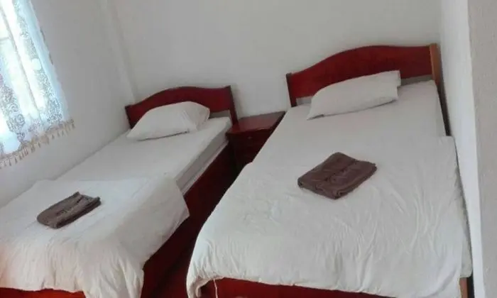 Ev (Bungalow)