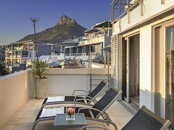 Pool Suite Plus with Terrace