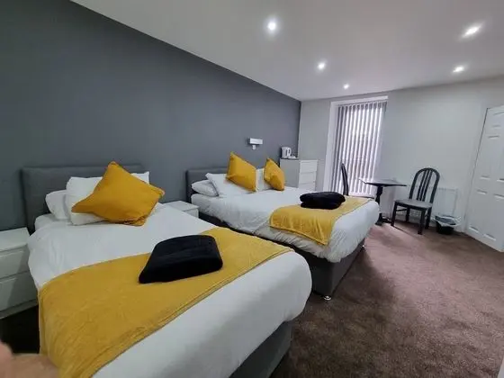 Üç Kişilik Oda, Banyolu/Duşlu