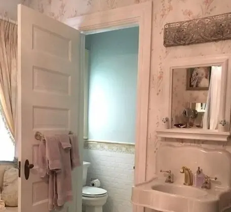 Romantic Oda, 1 Büyük (Queen) Boy Yatak, Özel Banyo