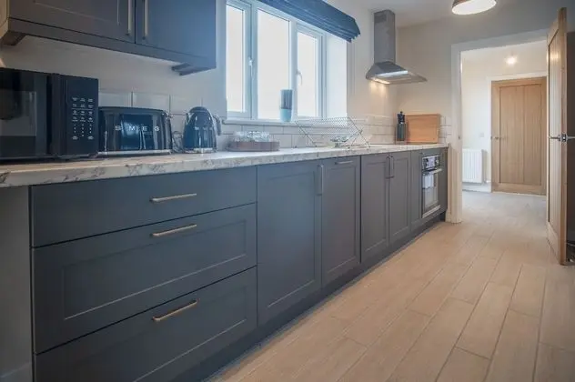 Ev (4 Bedrooms)