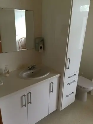 Economy İki Ayrı Yataklı Oda, Ortak Banyo