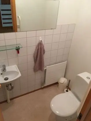 Tek Büyük Yataklı Oda, Ortak Banyo