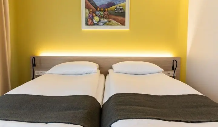 Standard Tek Büyük veya İki Ayrı Yataklı Oda