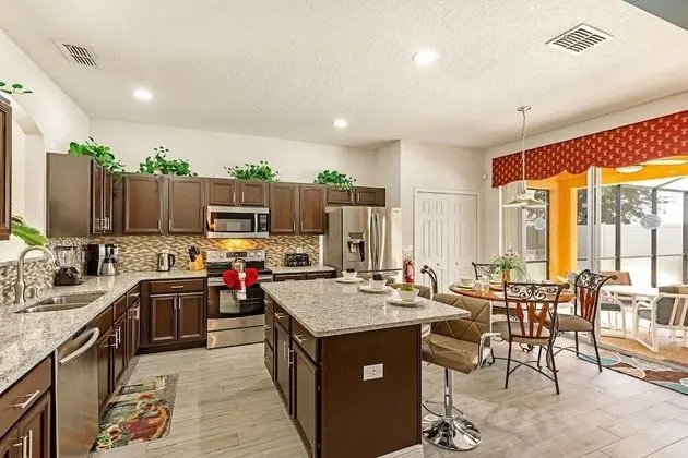 Villa (South Facing Pool, Spa & Games Room)