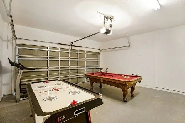 Villa (South Facing Pool, Spa & Games Room)