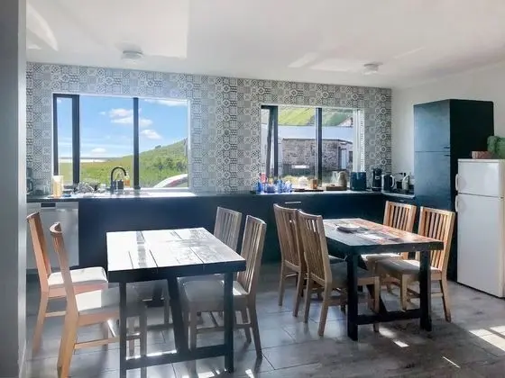 Dört Kişilik Oda, Ortak Banyo