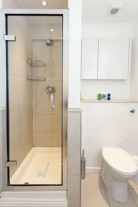 Apart Daire, 1 Çift Kişilik Yatak, Sigara İçilmez