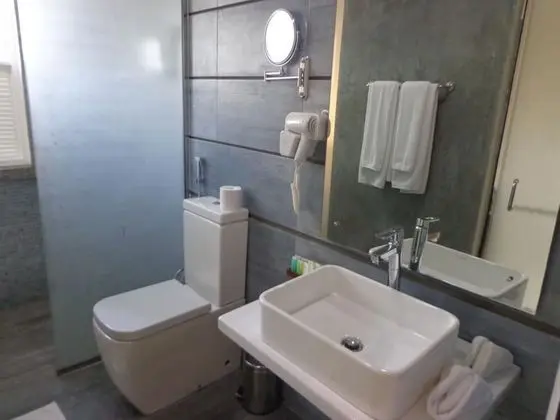 Deluxe Tek Büyük Yataklı Oda, Bahçe Manzaralı