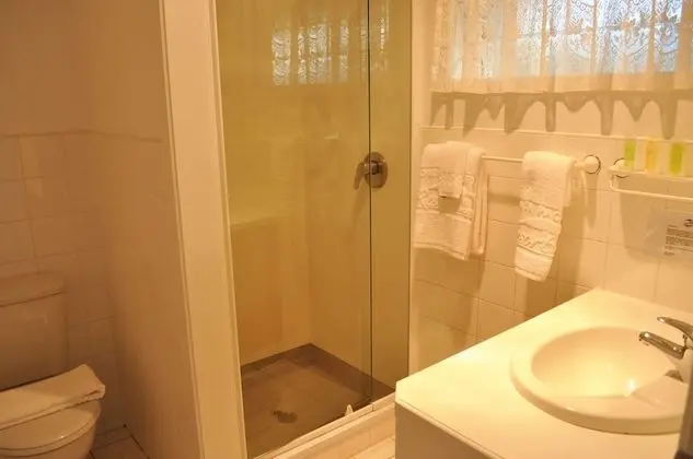 Standard Oda, Bahçeli
