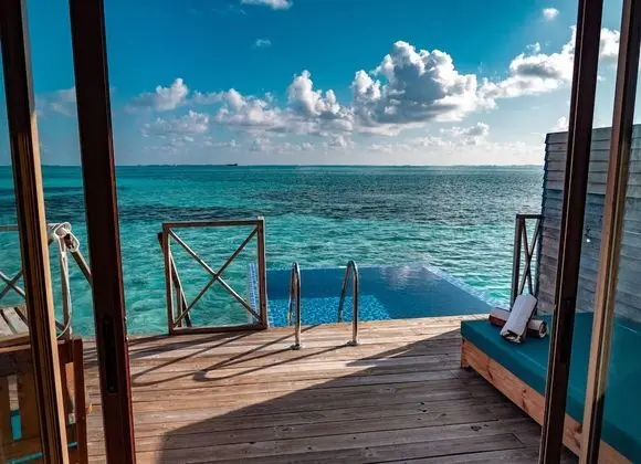 Villa (Over Water Pool)
