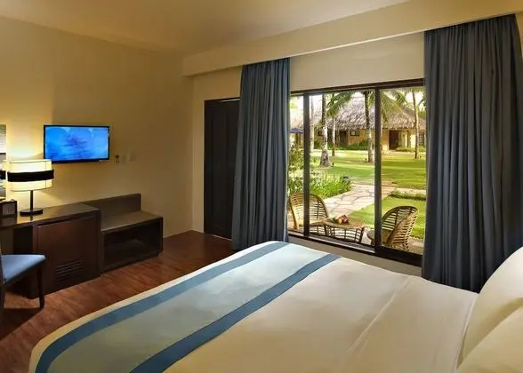 Deluxe Double or Twin Room with Pool View