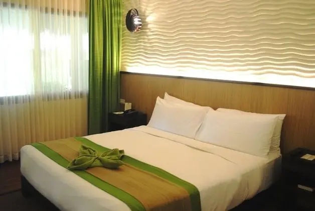 Deluxe Twin Room with Garden View