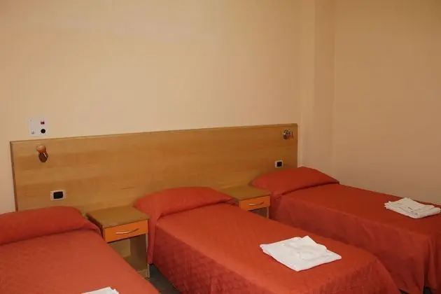 Üç Kişilik Oda, Dağ Manzaralı