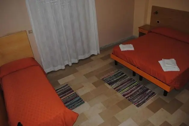 Üç Kişilik Oda, Dağ Manzaralı