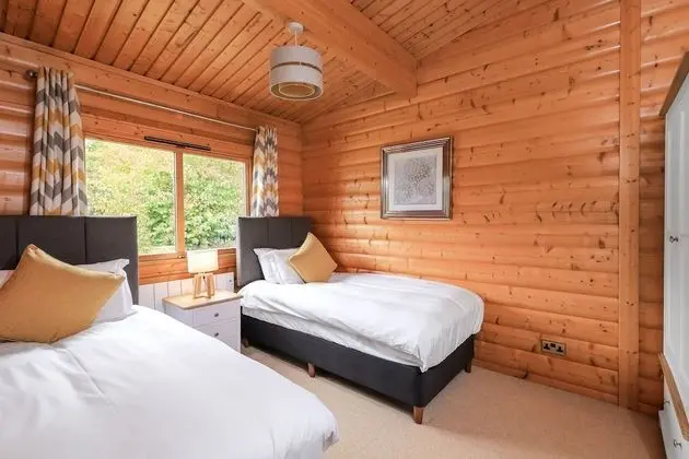 2 Bedroom Lodge without Hot TUB