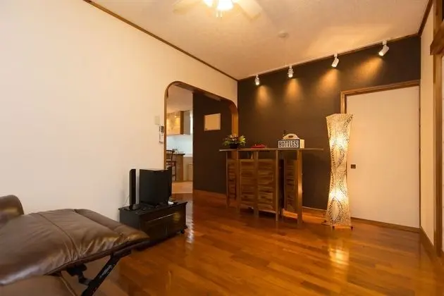 Ev (Apartment house)