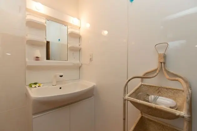 Ev (Apartment house)