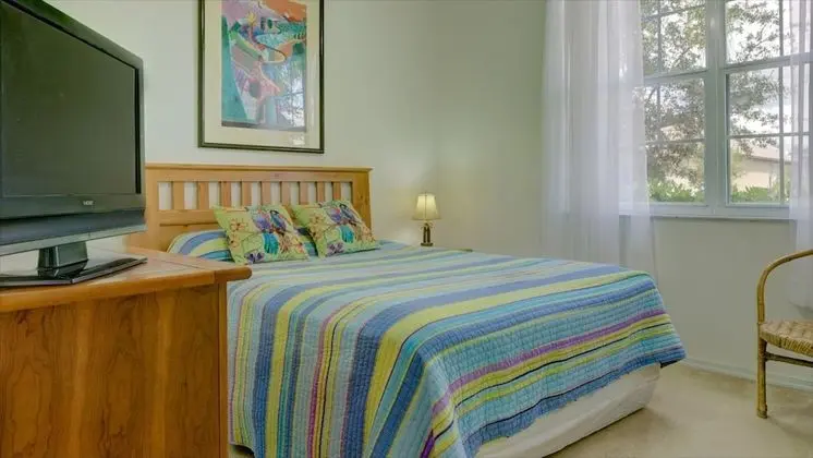 Classic House, 4 Bedroom Vacation Home with Pool