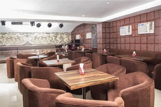 Süit, Sigara İçilmez, Şehir Manzaralı