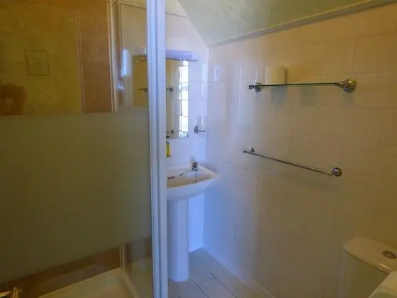 Classic Tek Büyük Yataklı Oda, Banyolu/Duşlu (Family Suite + Shower 10)